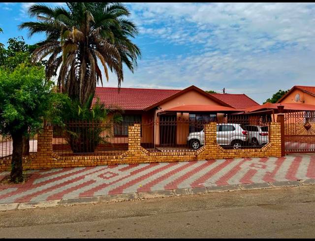 3 BEDROOM HOUSE FOR SALE IN SOSHANGUVE DD